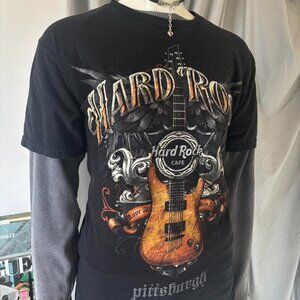 2000s Hard Rock Cafe Guitar Graphic Tee
